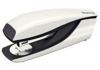 Kancelářský sešívač Leitz Nexxt 5502 / perleťově bílá - 30 listů Kancelářský sešívač Leitz Nexxt 5502 / perleťově bílá - 30 listů