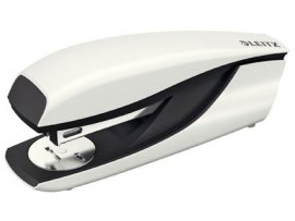 Kancelářský sešívač Leitz Nexxt 5502 / perleťově bílá - 30 listů Kancelářský sešívač Leitz Nexxt 5502 / perleťově bílá - 30 listů