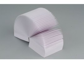Záznamní kostka bílá - 9 cm x 9 cm x 7 cm / lepená vazba Záznamní kostka bílá - 9 cm x 9 cm x 7 cm / lepená vazba
