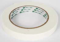 Lepicí páska oboustranná - 15 mm x 2,2 m / bílá pěnová Lepicí páska oboustranná - 15 mm x 2,2 m / bílá pěnová