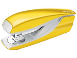 Kancelářský sešívač Leitz Nexxt 5502 / metalická žlutá - 30 listů Kancelářský sešívač Leitz Nexxt 5502 / metalická žlutá - 30 listů