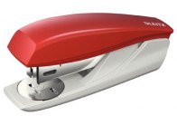 Kancelářský sešívač Leitz Nexxt 5501 / červená - 25 listů