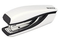 Leitz New NeXXt 5528 mini kancelářský sešívač perleťově bílá Leitz New NeXXt 5528 mini kancelářský sešívač perleťově bílá