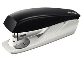 Kancelářský sešívač Leitz Nexxt 5501 / černá - 25 listů